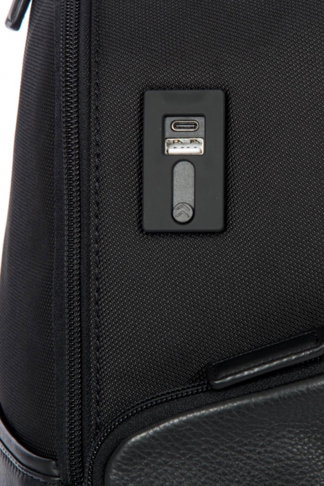 7702 Bric's Monza Sırt Çantası 32x40x16 cm Siyah / Black