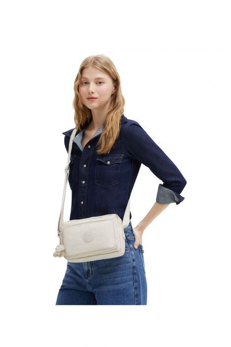 Kipling ABANU M Orta Boy Omuz Çantası 17x24x9 cm Hideaway Beige